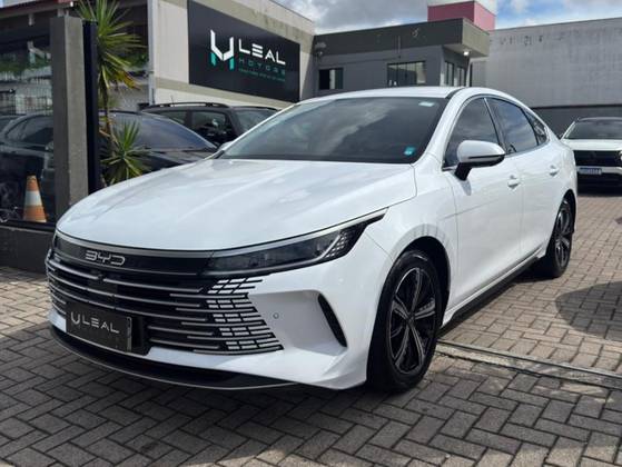 BYD KING 1.5 DM-I PHEV GS AUTOMÁTICO BYD KING 1.5 DM-I PHEV GS AUTOMÁTICO